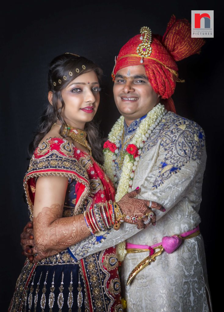 Indian Couple at wedding rnPictures