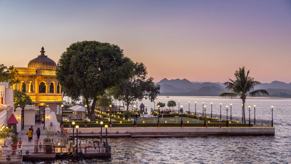 Jag Mandir Udaipur, pichola lake